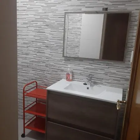 Apartamento Frente A Renfe